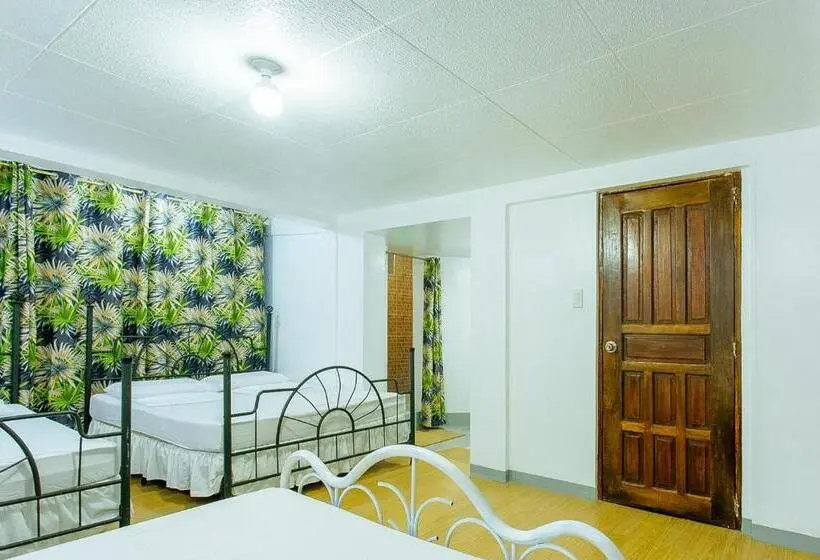 ファミリールーム, Reddoorz @ Yahweh Spring Retreat & Resort Laguna