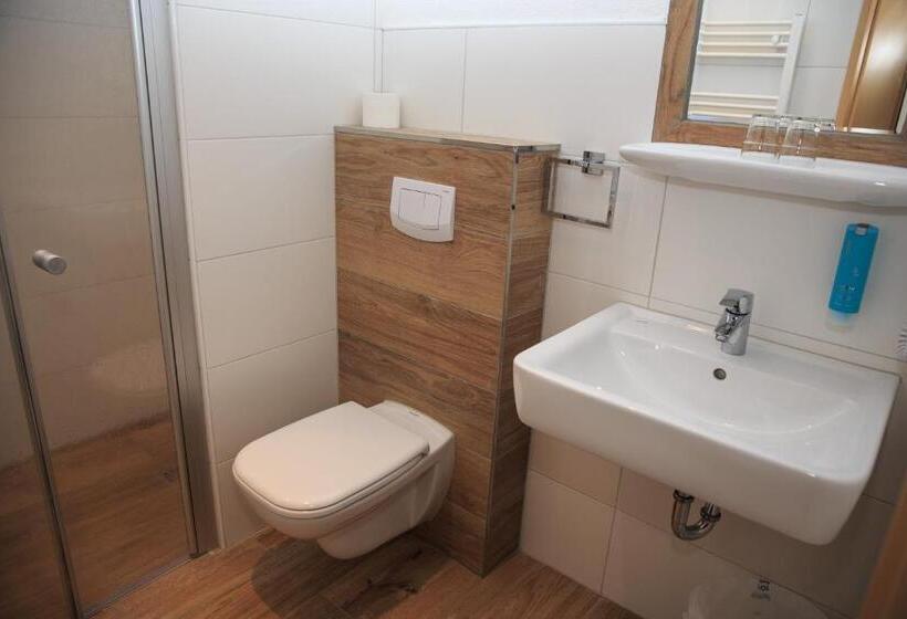 스탠다드 룸, Vulkanstüble