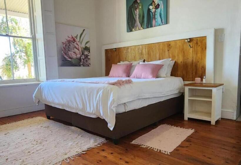 غرفة كلاسيكية, Magoos On 62