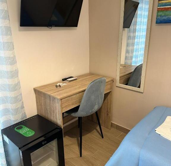 اتاق استاندارد یک نفره, B&b Zelia Napoli