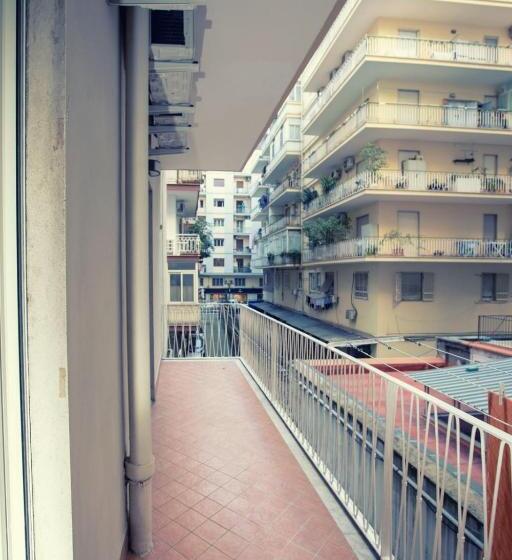 اتاق استاندارد با بالکن, B&b Zelia Napoli