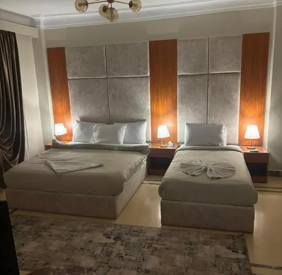اتاق لوکس خانوادگی, Solima Pyramids Inn