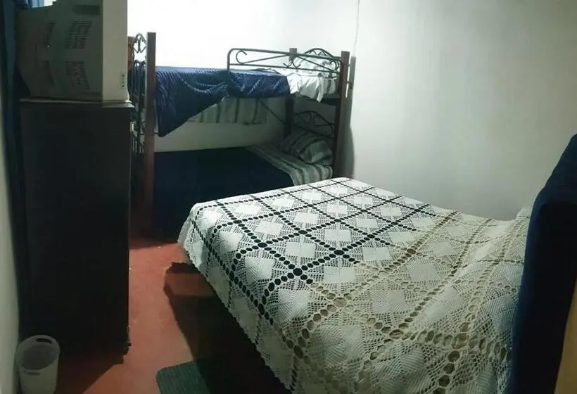 Perhehuone, Hostal Perla Del Norte