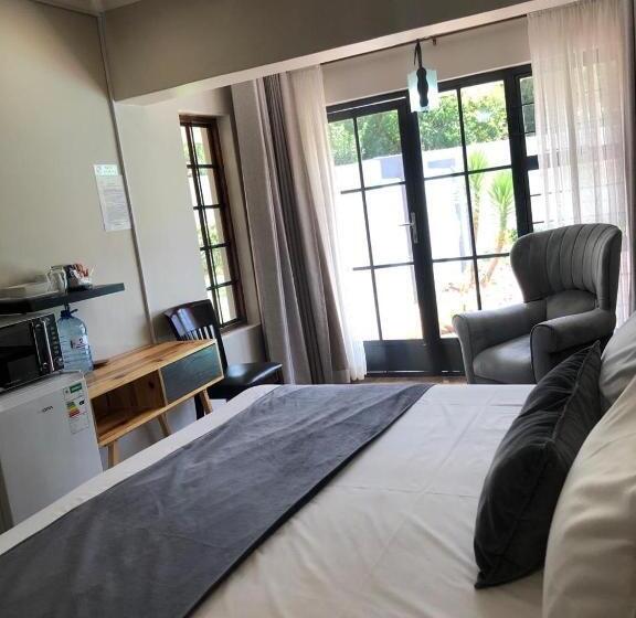 스탠다드 룸 킹사이즈 침대, Serene Guesthouse