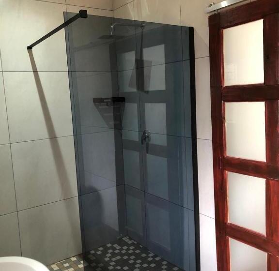 스탠다드 룸 킹사이즈 침대, Serene Guesthouse