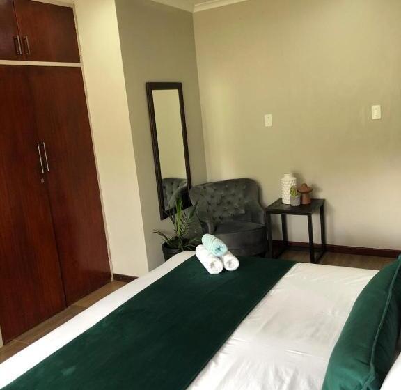 带大床的豪华间, Serene Guesthouse