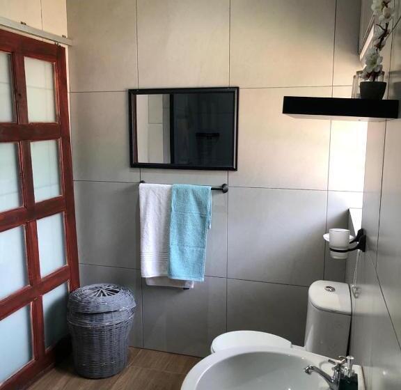 스탠다드 룸 킹사이즈 침대, Serene Guesthouse