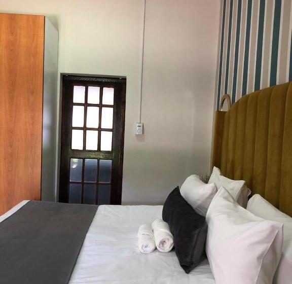 带大床的豪华间, Serene Guesthouse