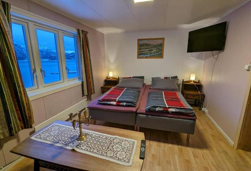 غرفة قياسية, Overnatting Rodal