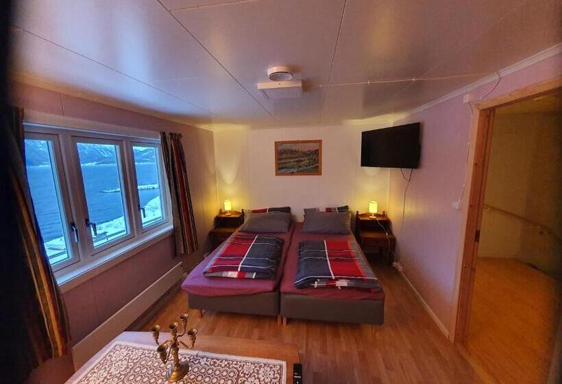 غرفة قياسية, Overnatting Rodal