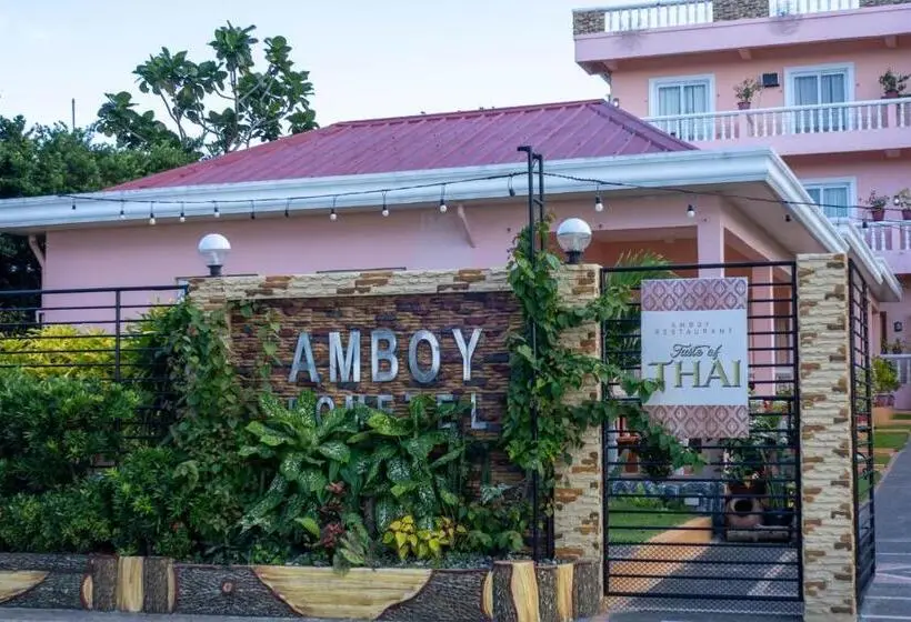 Deluxe Kolmen Hengen Huone, Amboy S Hometel Official