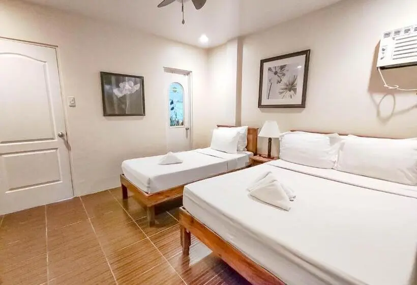 Deluxe Kolmen Hengen Huone, Amboy S Hometel Official