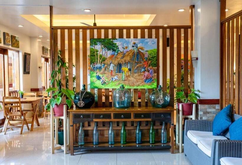 غرفة ديلوكس ثلاثية مطلة على البحر, Amboy S Hometel Official