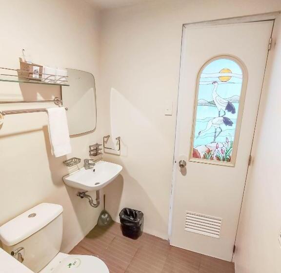 غرفة عائلية, Amboy S Hometel Official