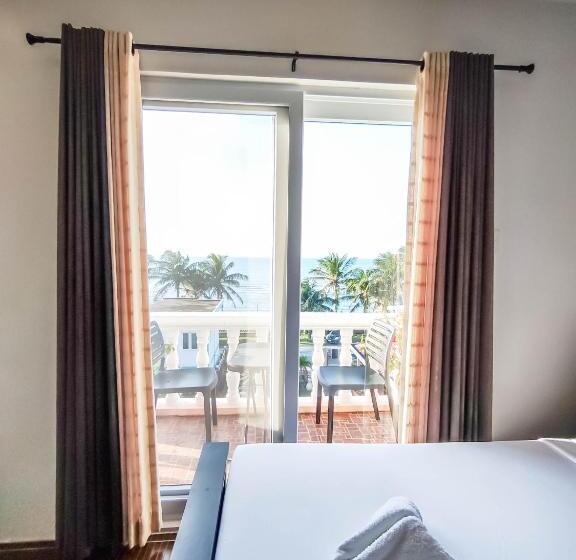 غرفة قياسية رباعية مطلة على البحر, Amboy S Hometel Official