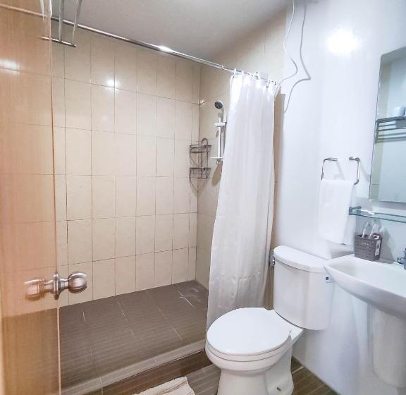 غرفة قياسية رباعية, Amboy S Hometel Official