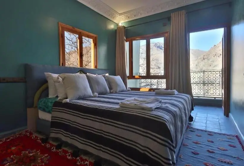 Standard Kolmen Hengen Huone, La Perle De Neige