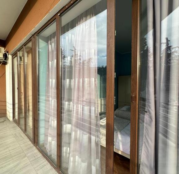 اتاق استاندارد با سرویس بهداشتی مشترک, Cozy Haven