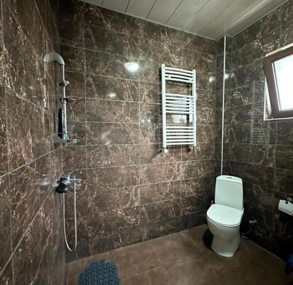 اتاق استاندارد با سرویس بهداشتی مشترک, Cozy Haven