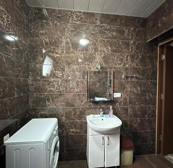 اتاق استاندارد با سرویس بهداشتی مشترک, Cozy Haven