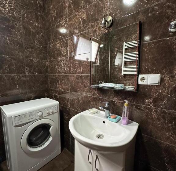 اتاق استاندارد با سرویس بهداشتی مشترک, Cozy Haven