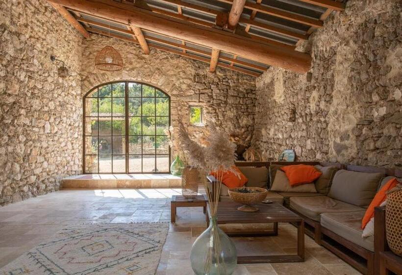 غرفة قياسية سرير كينج, Domaine De Barbe   Chambre Lin