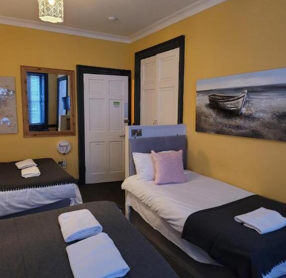 اتاق خانوادگی, The Suite No48