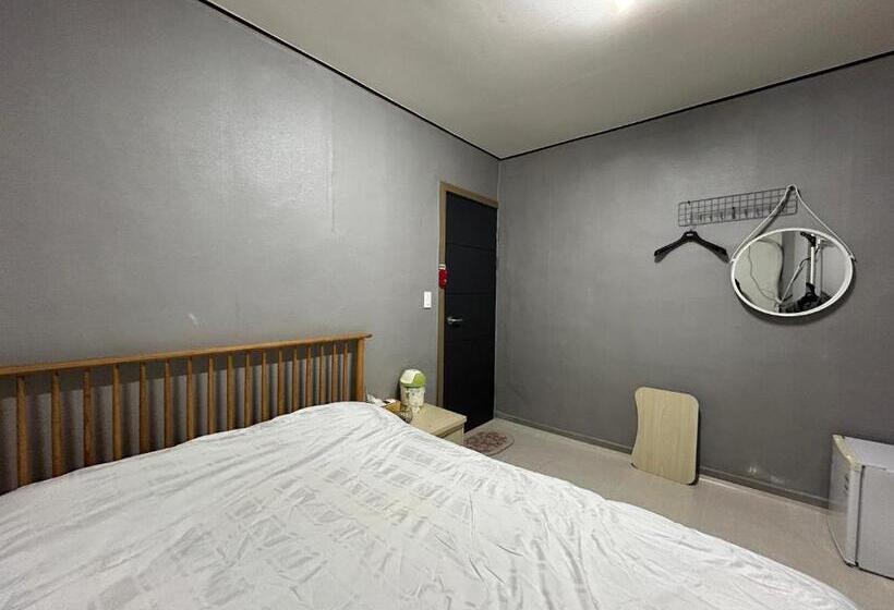 Номер Стандарт, 369 Motel