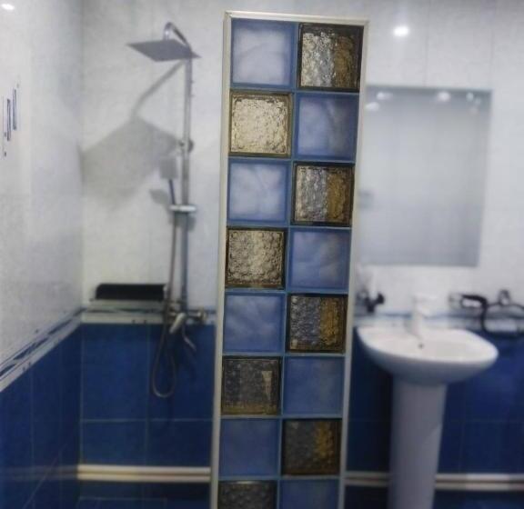 Номер Deluxe, Continental New