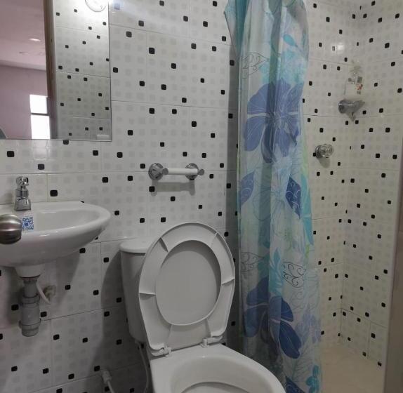 标准工作室, Casa Hotel Calle 100