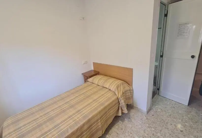 Standard Yhden Hengen Huone, Albergue La Tiñosa