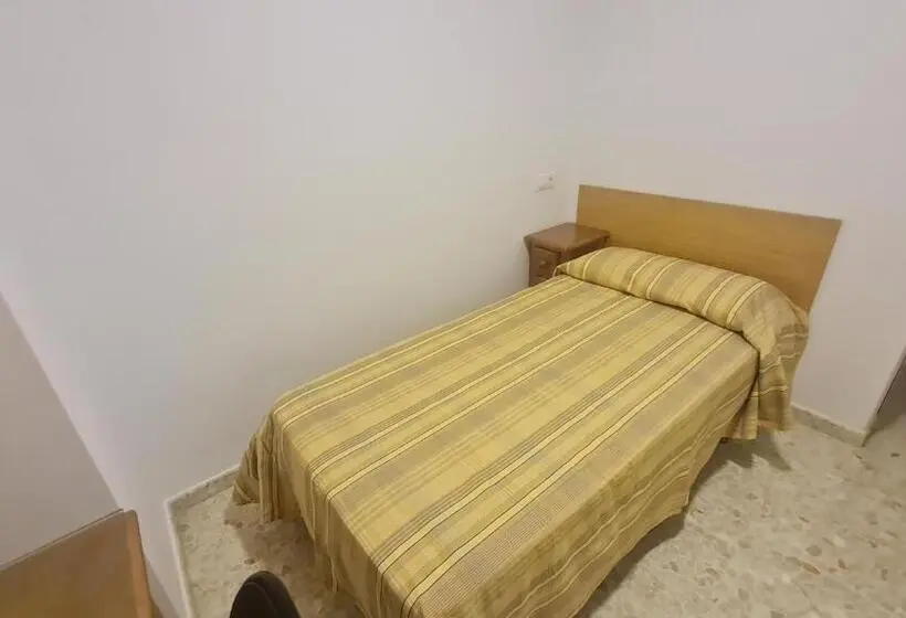Standard Yhden Hengen Huone, Albergue La Tiñosa