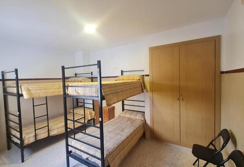 Четырехместный Номер Стандарт, Albergue La Tiñosa