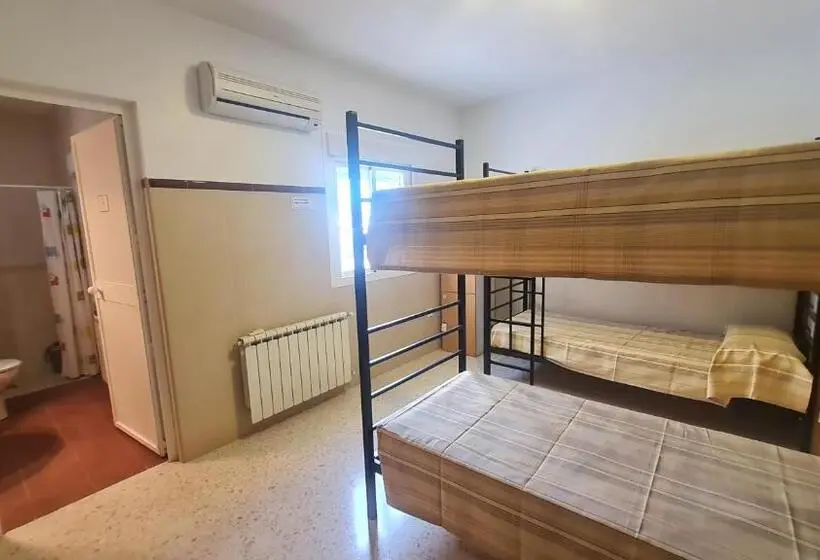 Standard Neljän Hengen Huone, Albergue La Tiñosa