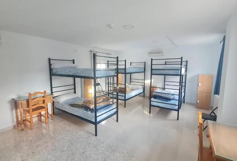 Семейный Номер, Albergue La Tiñosa
