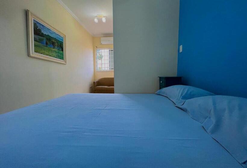 デラックスルーム, Mansão Azul