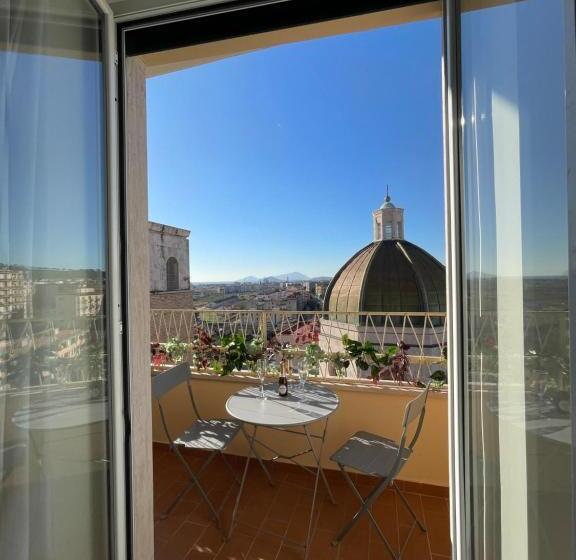 اتاق لوکس با بالکن و چشم‌انداز دریا, Ro&ro Napoli Luxury Rooms