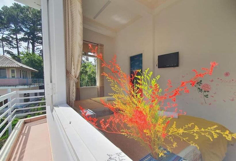 اتاق استاندارد چهارنفره با چشمانداز باغ, Conico Luxury Hotel Dalat