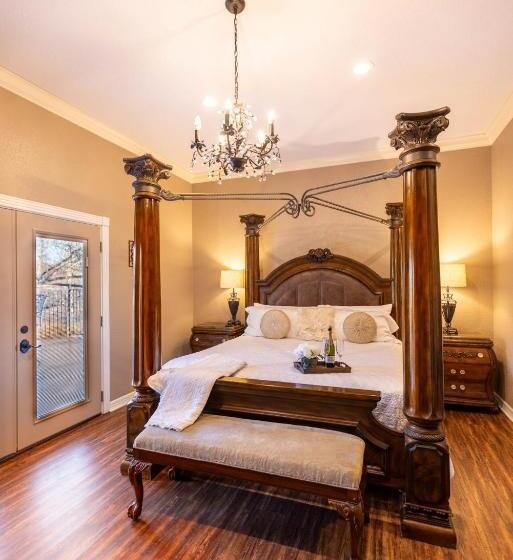 스위트, Messina Inn