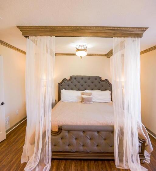 이그제큐티브 스위트, Messina Inn