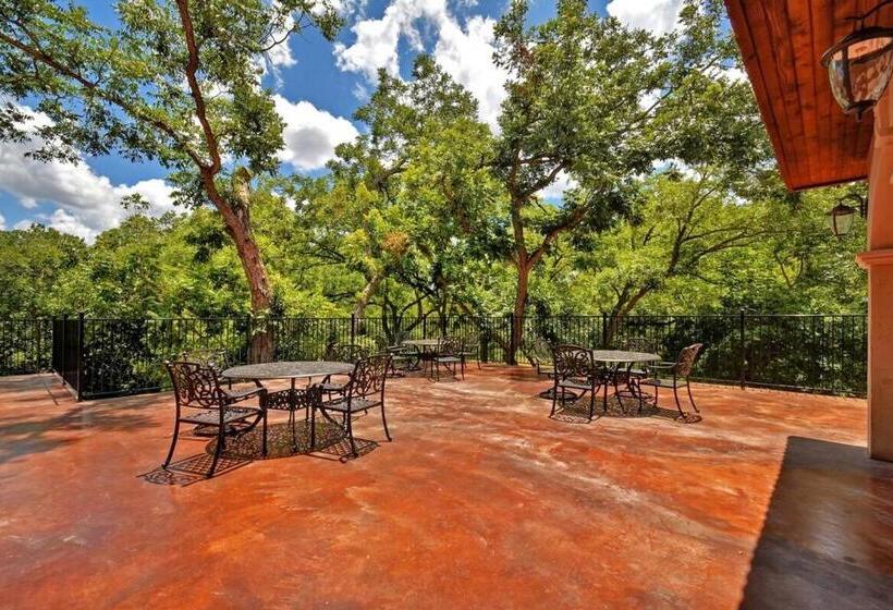 스탠다드 룸 킹사이즈 침대, Messina Inn