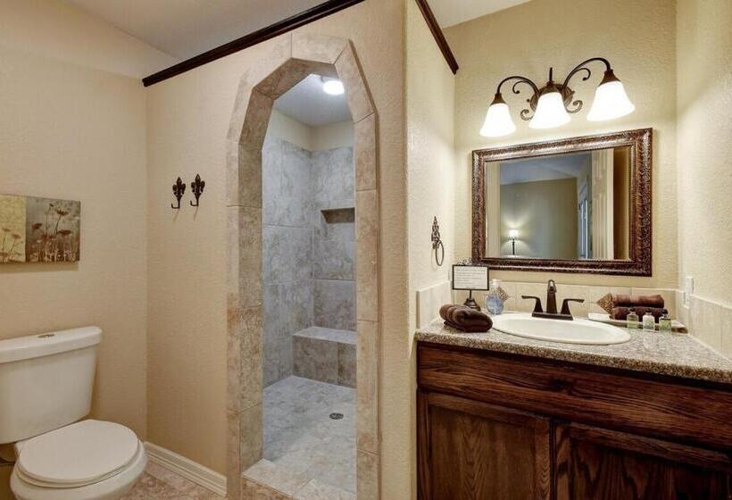 디럭스 4인 룸, Messina Inn