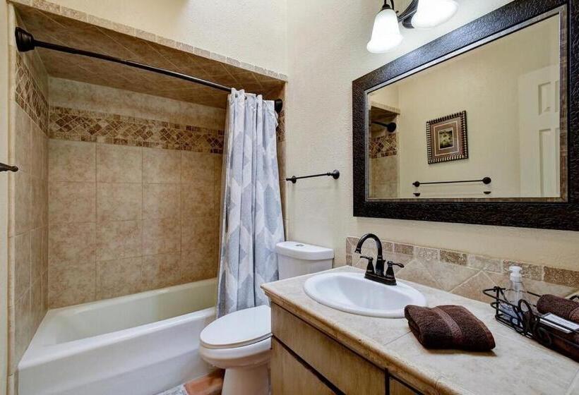 Апартаменты 2 Спальни, Messina Inn