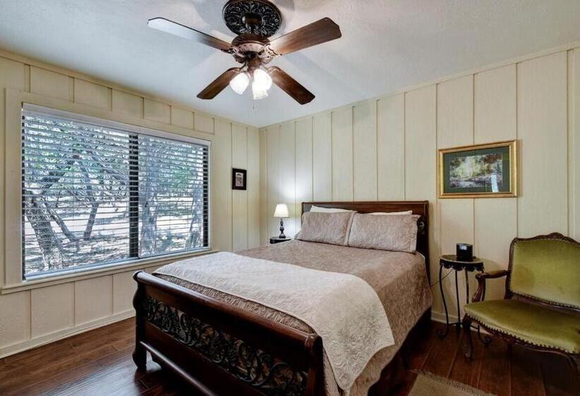 침실 2개 아파트, Messina Inn