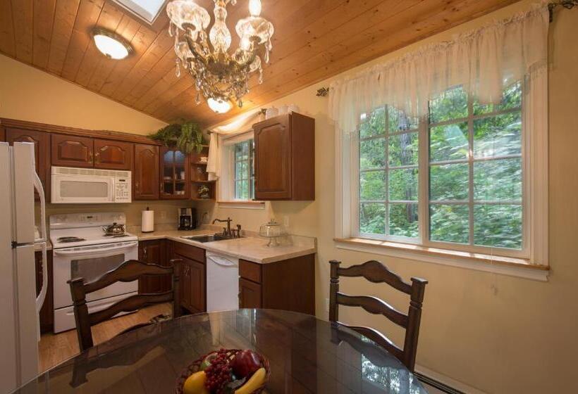 منزل غرفة نوم واحدة, A Hidden Haven Cottages