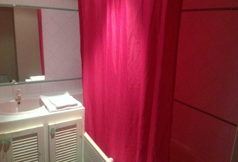 Номер Стандарт, Gîte Du Haut Ballot