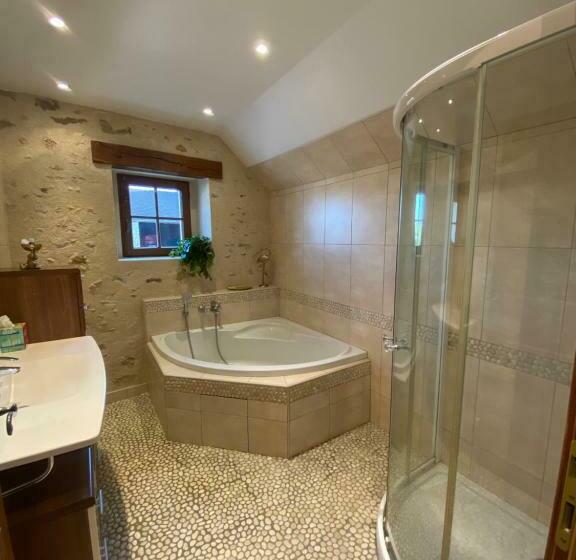 غرفة قياسية رباعية, La Ferme De Fontenelle