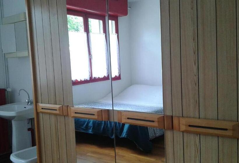 غرفة عائلية, Le Bon Accueil