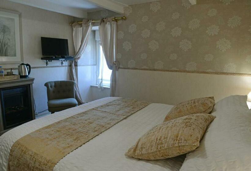 Номер Deluxe, Le Domaine Du Pont Canon
