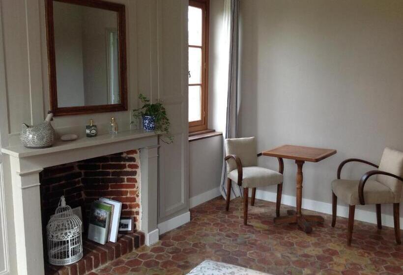 コンフォートルーム, Le Petit Manoir De La Vernelle